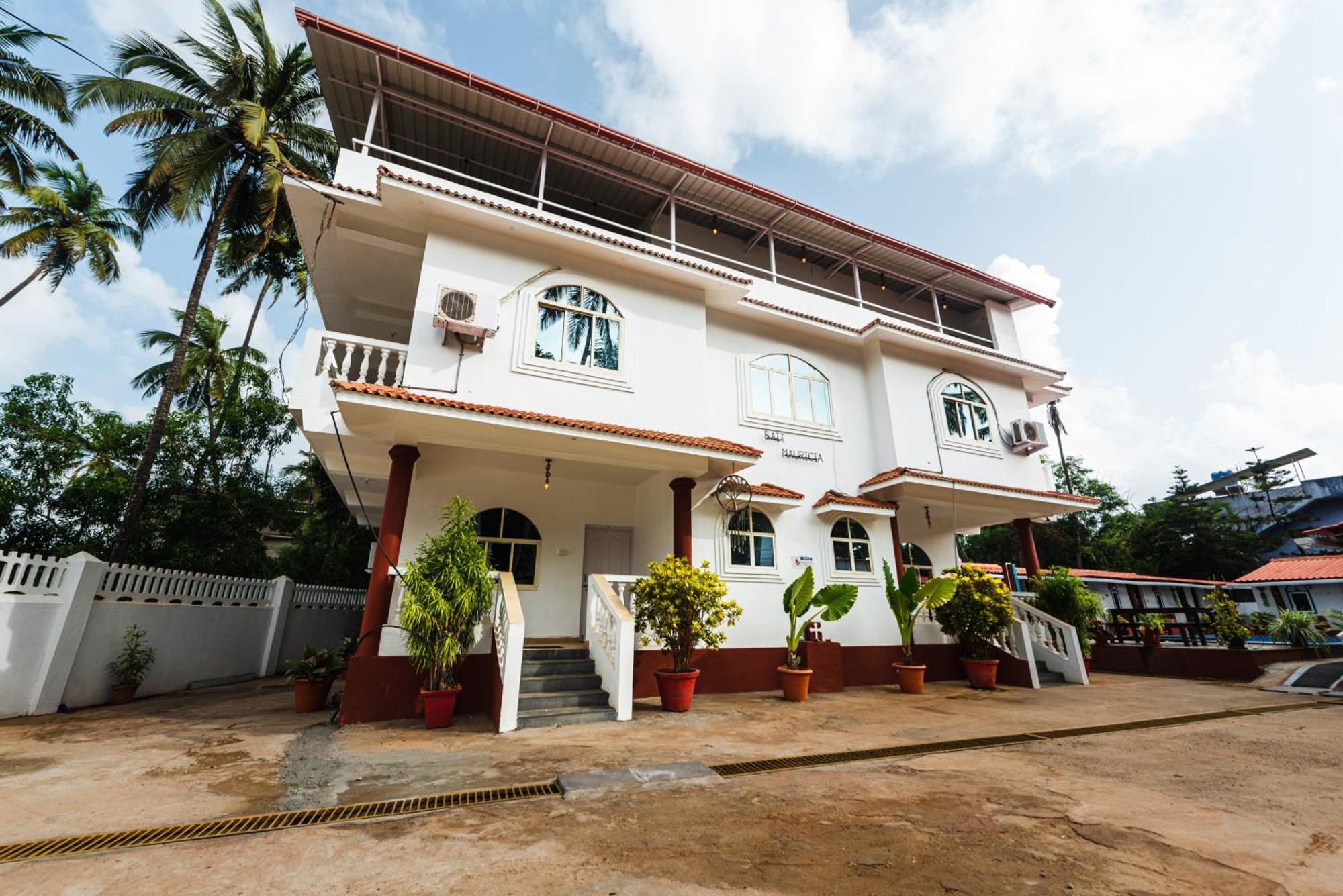 Hotel La Paulo'S Near Beach Resort 모르짐 외부 사진